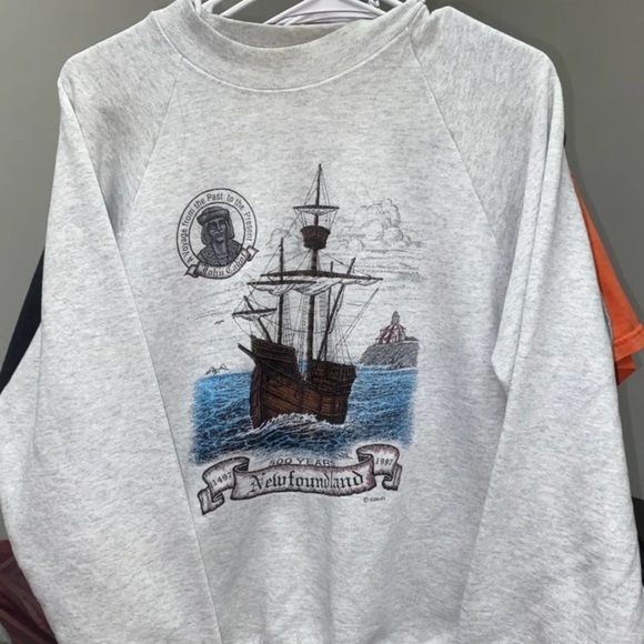 Vintage sweatshirt - Picture 1 of 2